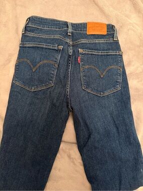 Levi's women Dark Blue Straight-Leg Denim Jeans